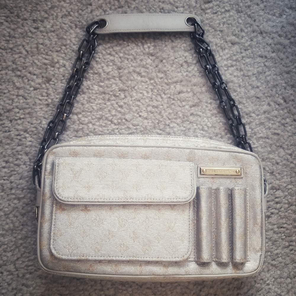 Authentic Louis Vuitton purse